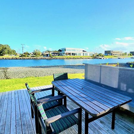 The Sunrise Bach - One Tree Point Holiday Home Exterior foto
